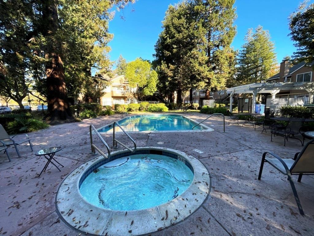 2546 Alveswood Circle #2546