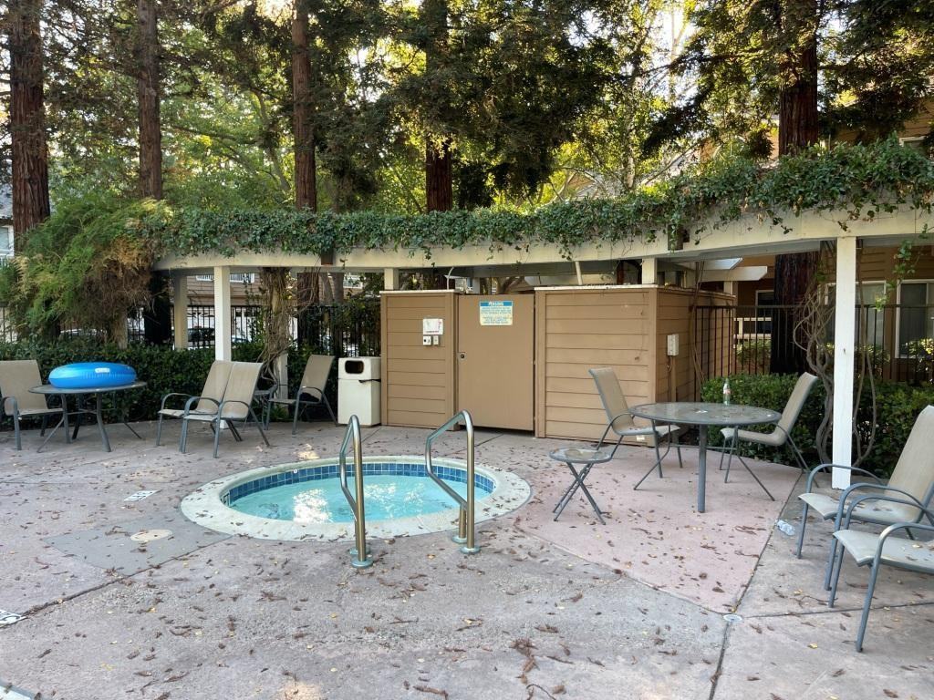 2546 Alveswood Circle #2546 - Photo 2 of 28