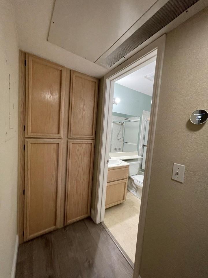 2546 Alveswood Circle #2546 - Photo 7 of 28