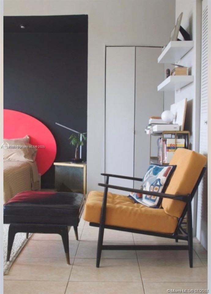 8950 Northeast 8th Avenue