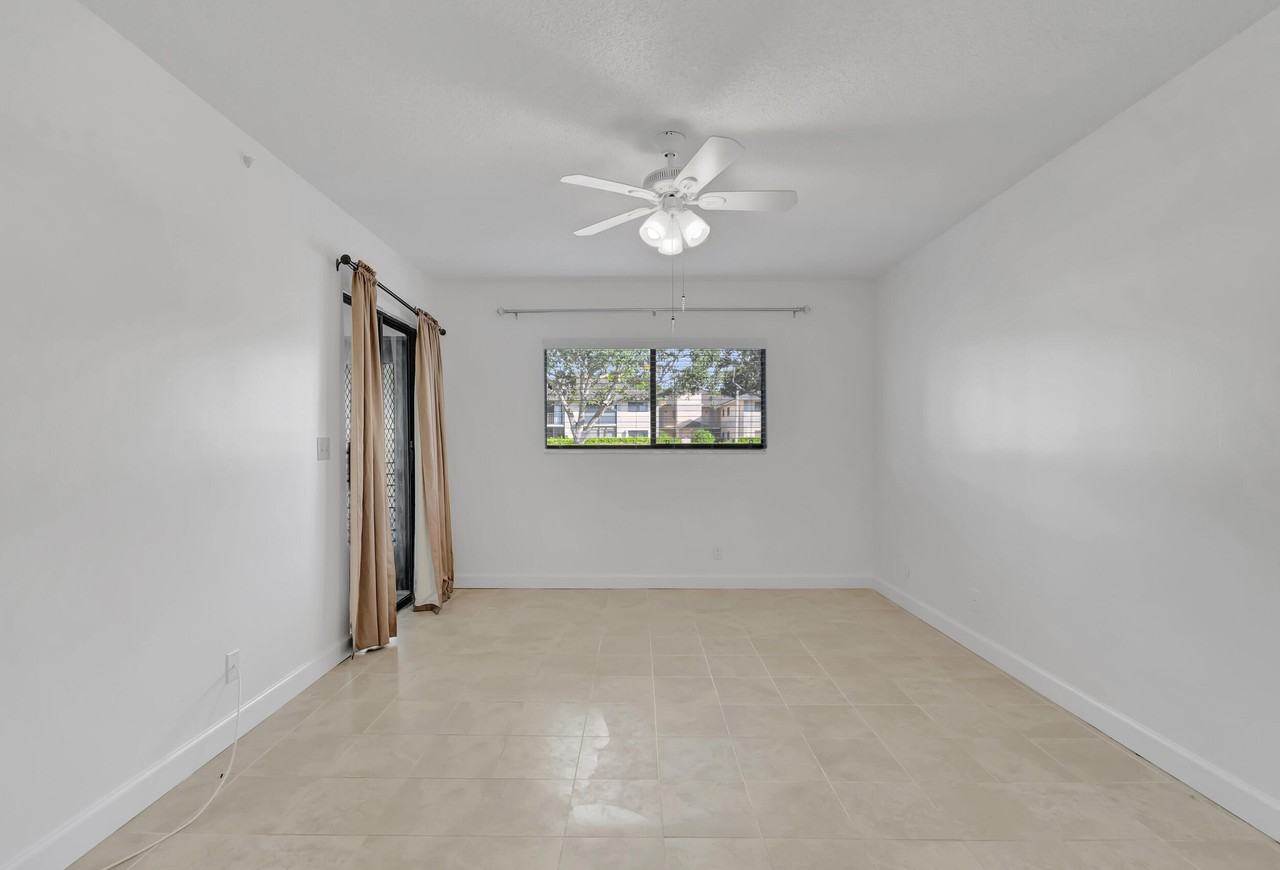 15364 Lakes Of Delray Blvd #15364-45 - Photo 4 of 50
