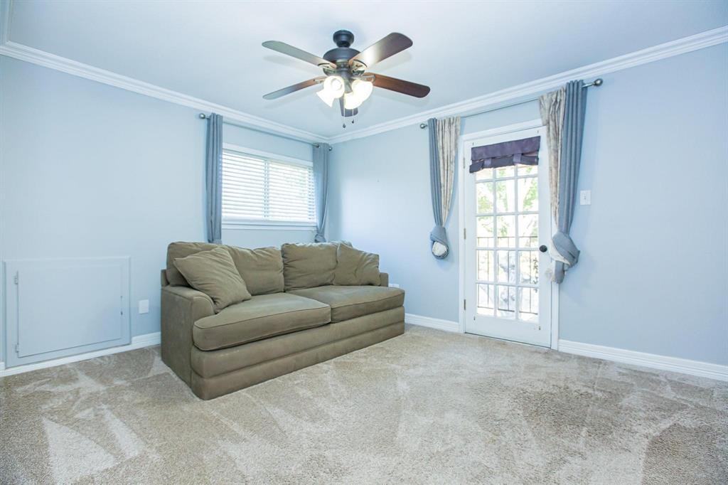 550 Briarwood Dr #550 - Photo 6 of 35