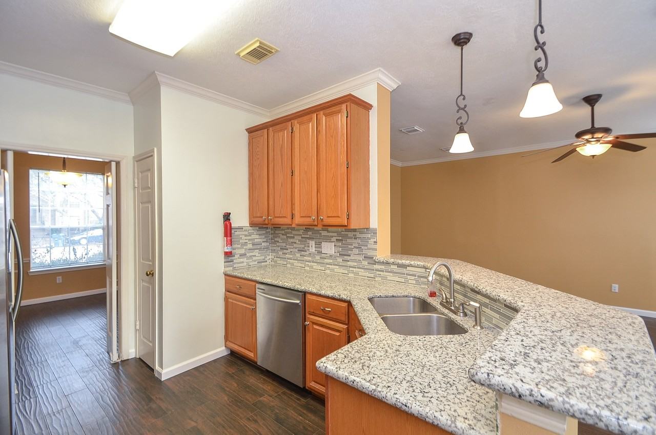 16411 Sagewood Court #16411 - Photo 5 of 32