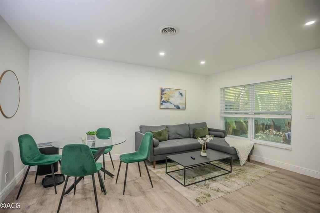 19 Northeast 16th Street #19 - Photo 2 of 13