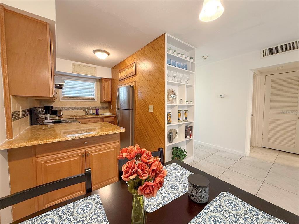 2155 Wood St #2155A10 - Photo 7 of 20