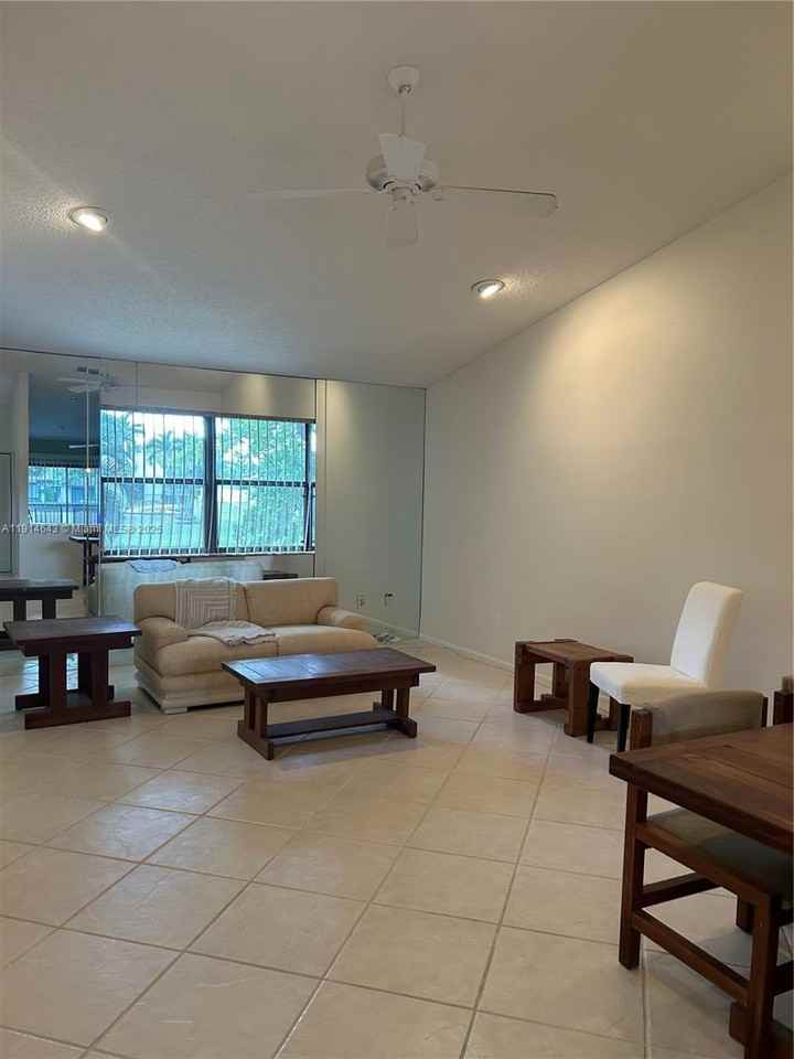 469 Long Bow Ct #469-469 - Photo 2 of 24