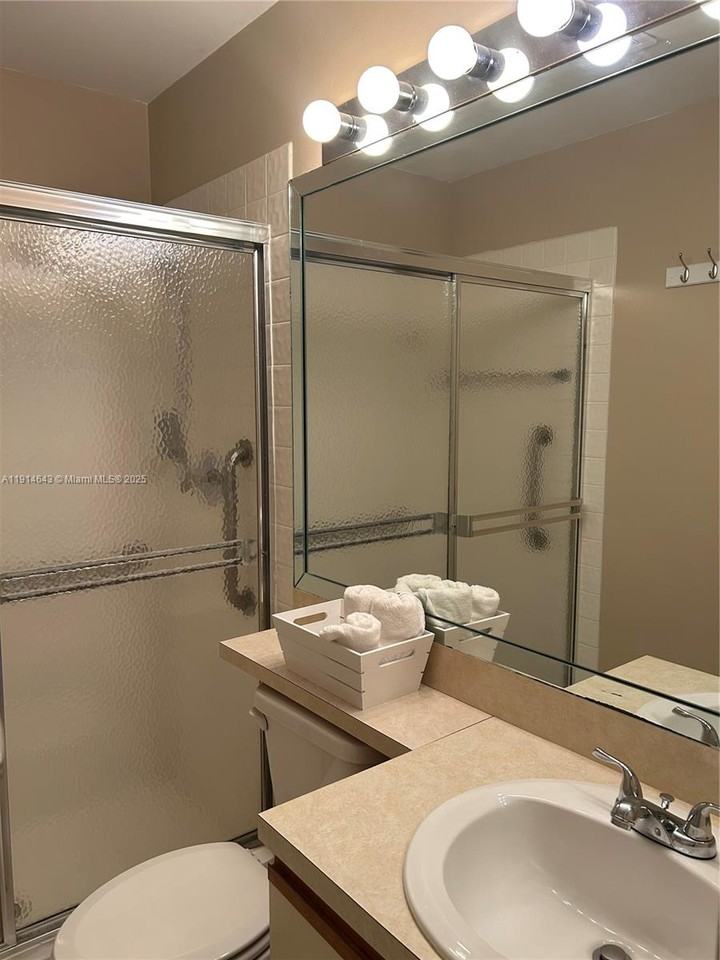 469 Long Bow Ct #469-469 - Photo 7 of 24