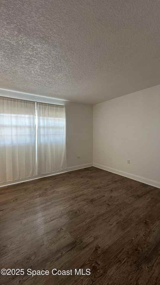 1170 S Patrick Dr #1170-10 - Photo 3 of 34