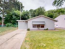 featured image of 17721 Rookwood Road