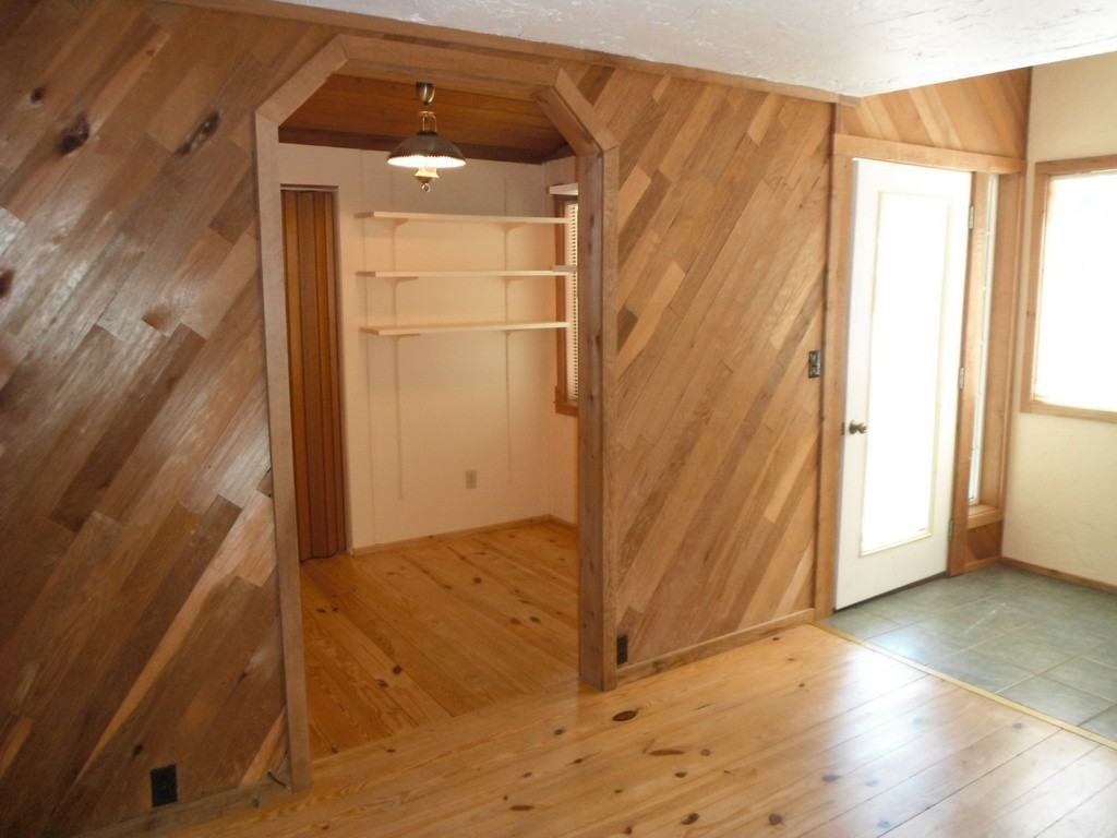 1941 28th Pl #NA - Photo 4 of 18