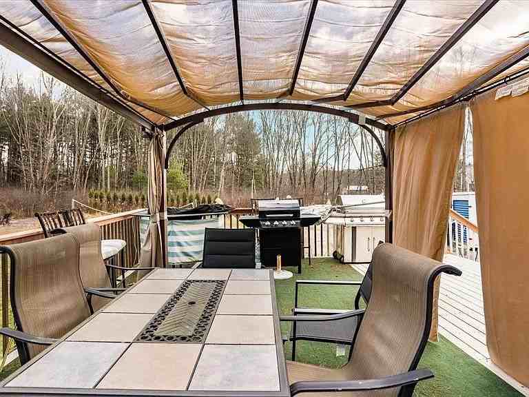 83 Old Bridge St #A - Photo 2 of 23