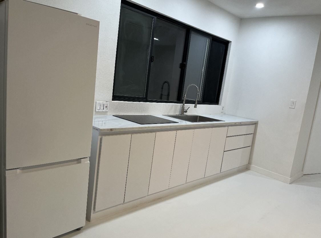 365 Morrison Canyon Road #1 - Photo 3 of 6