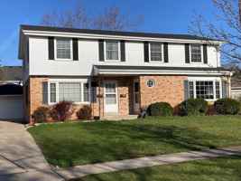 featured image of 4932 Sutton Lane #4932