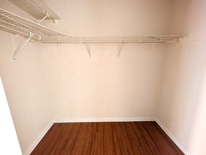 1736 Augustine Pl - Photo 7 of 13