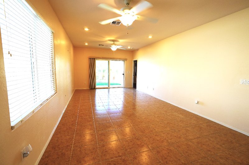 2558 Divine Sky Dr - Photo 3 of 20