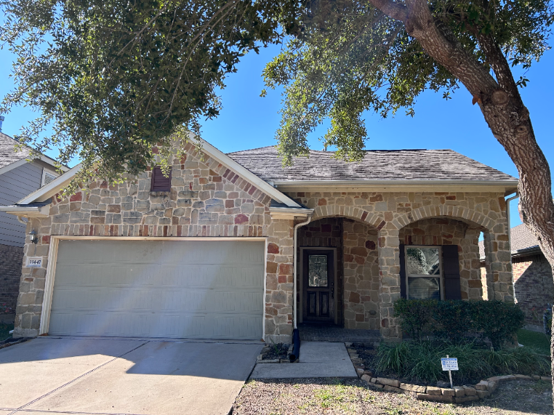 11447 Elizabeth Brook Dr - Photo 2 of 15