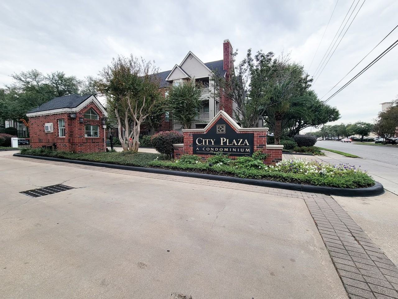 1330 Old Spanish Trl #4211 - Photo 3 of 33