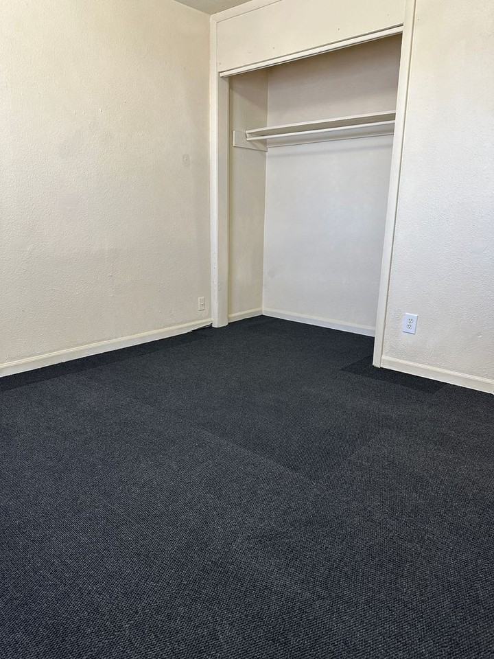 3413 Sw Brendan Ave - Photo 6 of 7