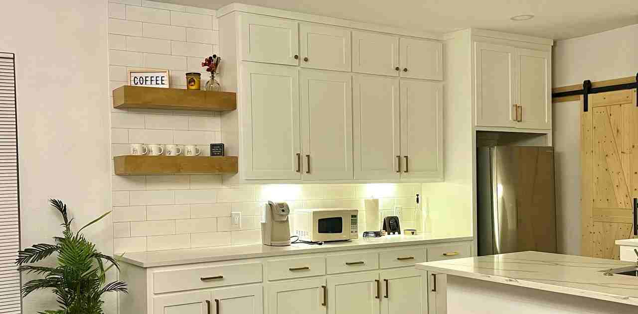 4938 Dallas St #NA - Photo 6 of 26