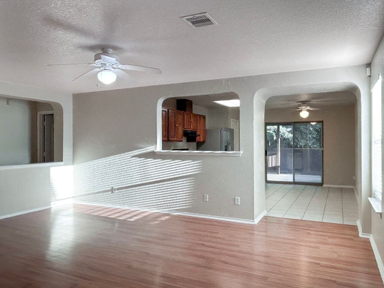 6422 Kestrel Lane - Photo 4 of 21