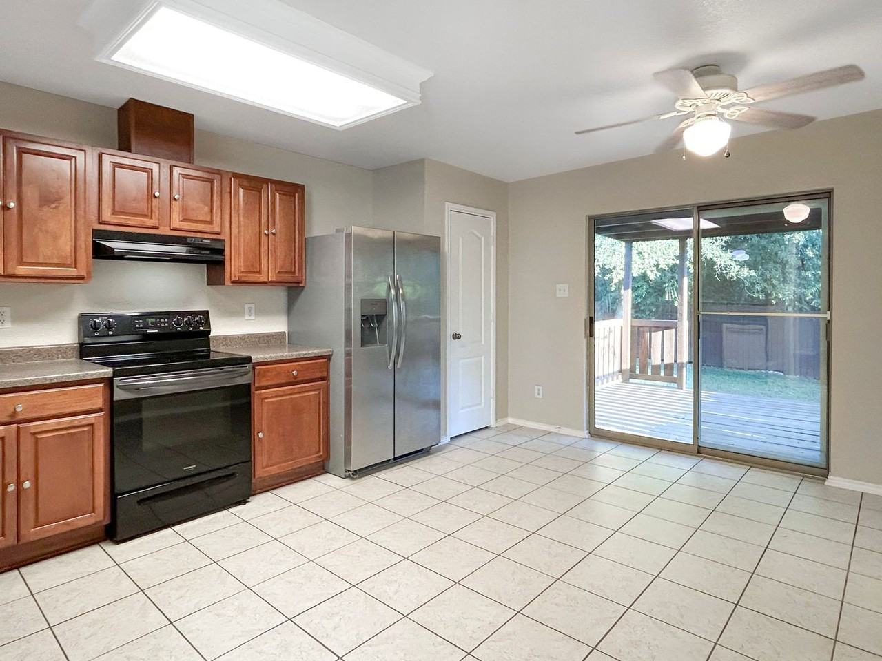 6422 Kestrel Lane - Photo 5 of 21