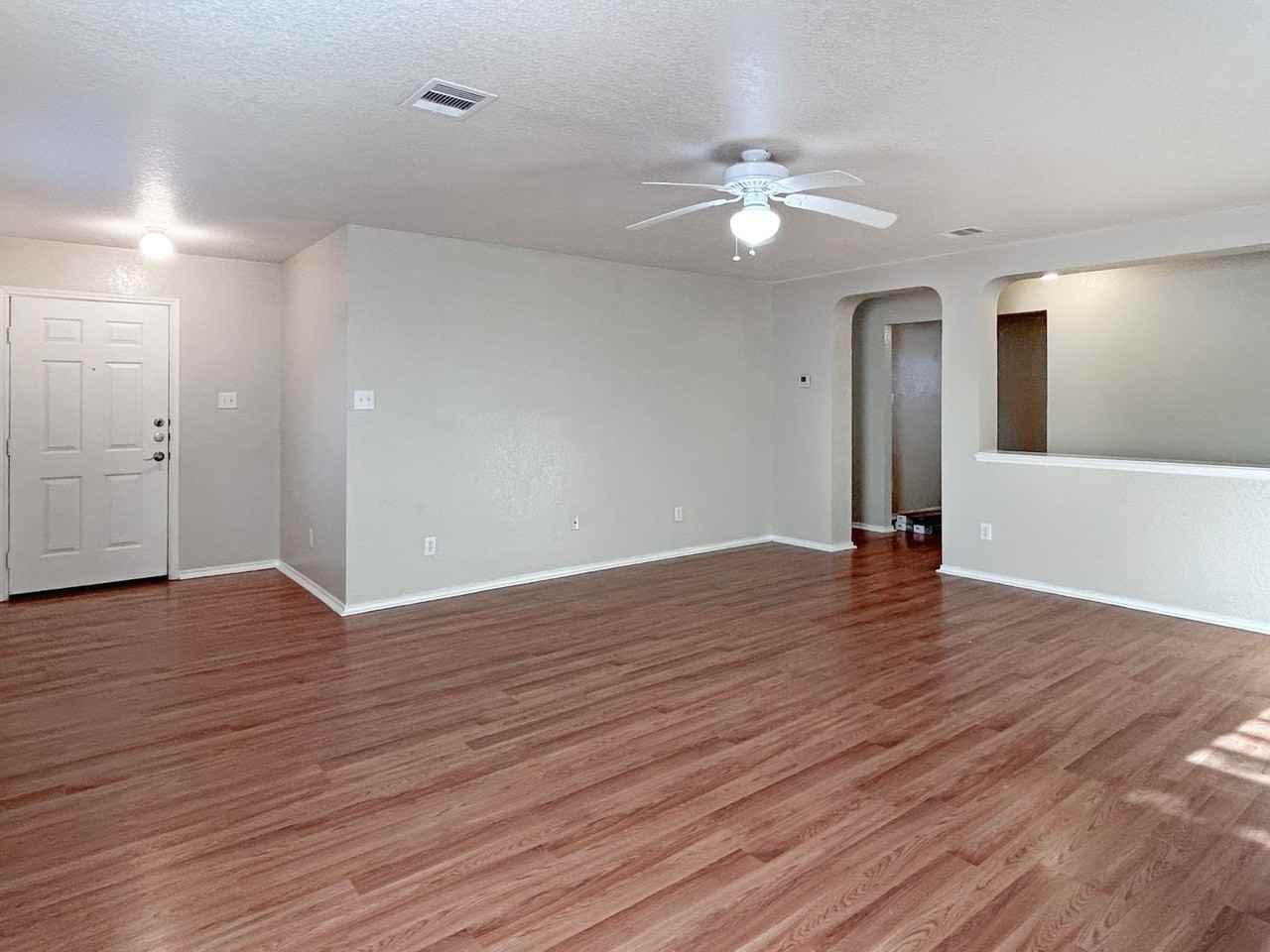 6422 Kestrel Lane - Photo 7 of 21