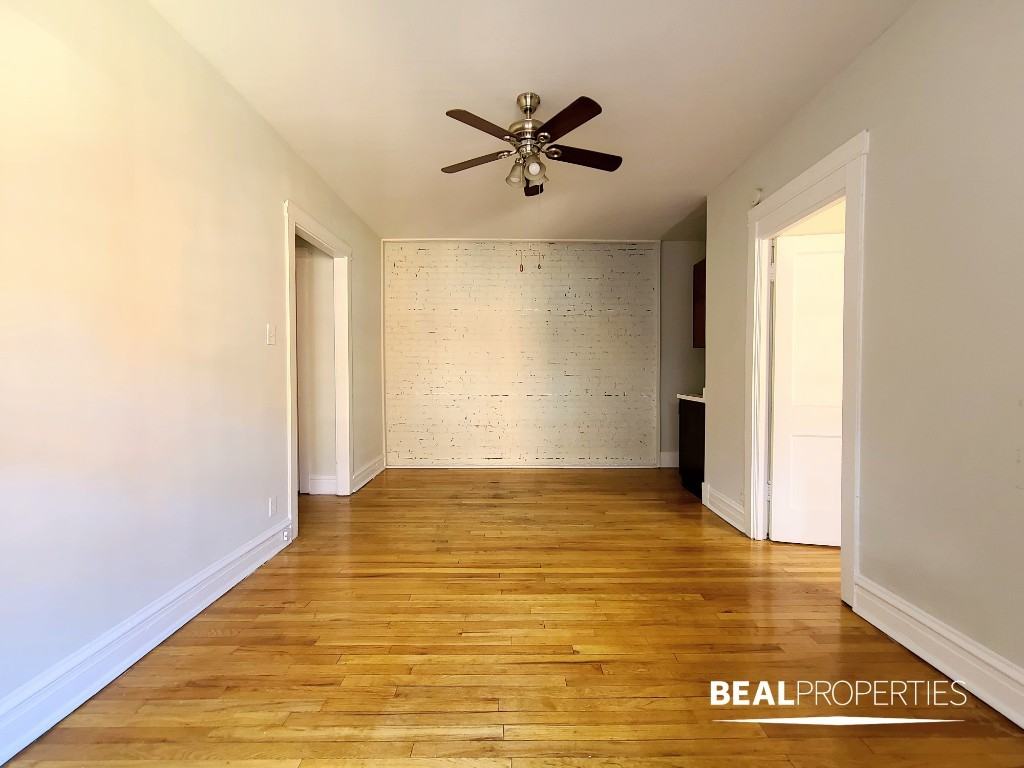 953 West Cornelia Avenue - Photo 4 of 7