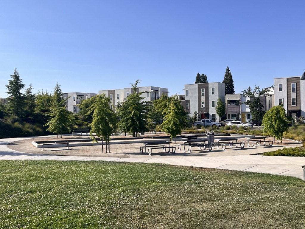 475 Tailoff Ln - Photo 7 of 10