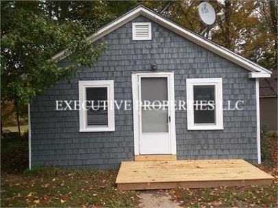 4-6 Orient Avenue - Photo 2 of 9