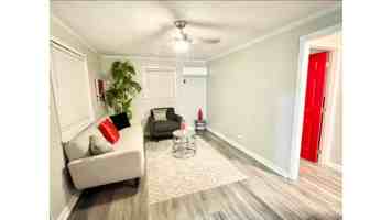 featured image of 701 North Greenwood Avenue