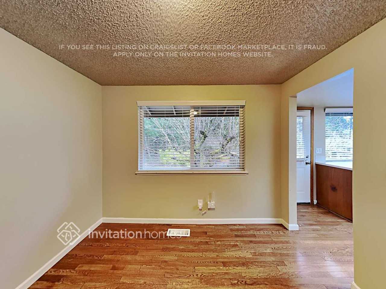 8702 61st St W - Photo 7 of 22