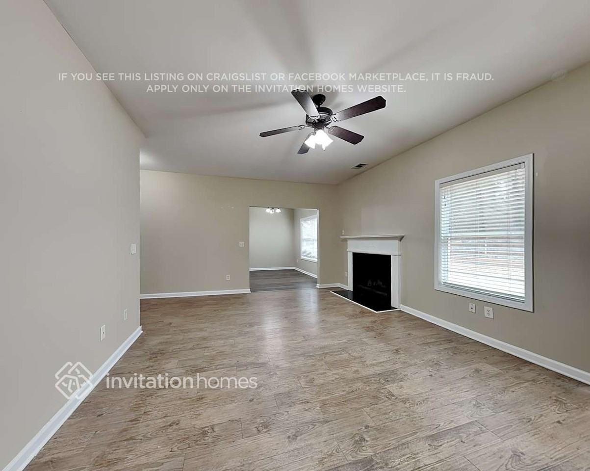 169 Hawthorn Dr - Photo 4 of 23