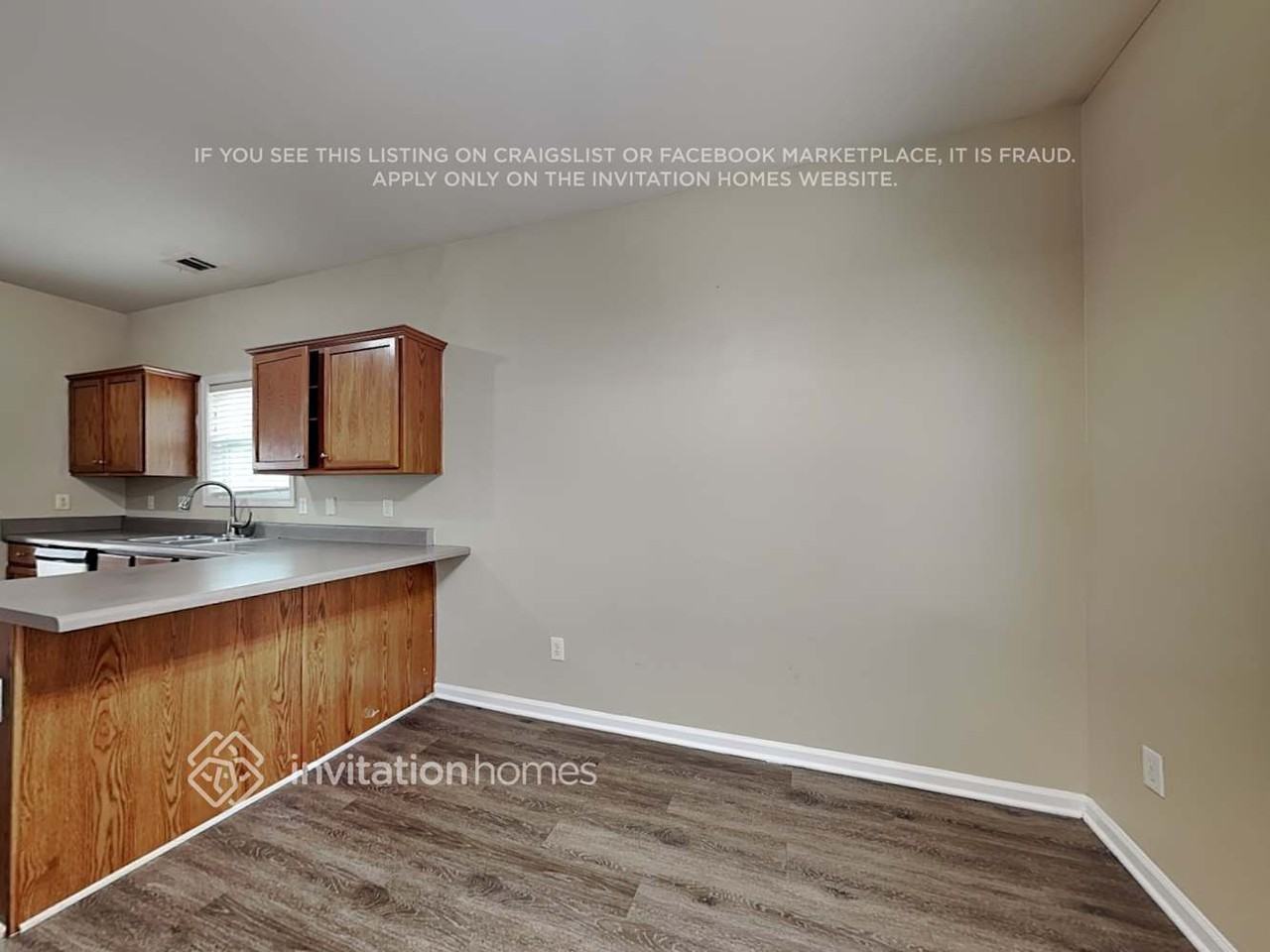 169 Hawthorn Dr - Photo 7 of 23