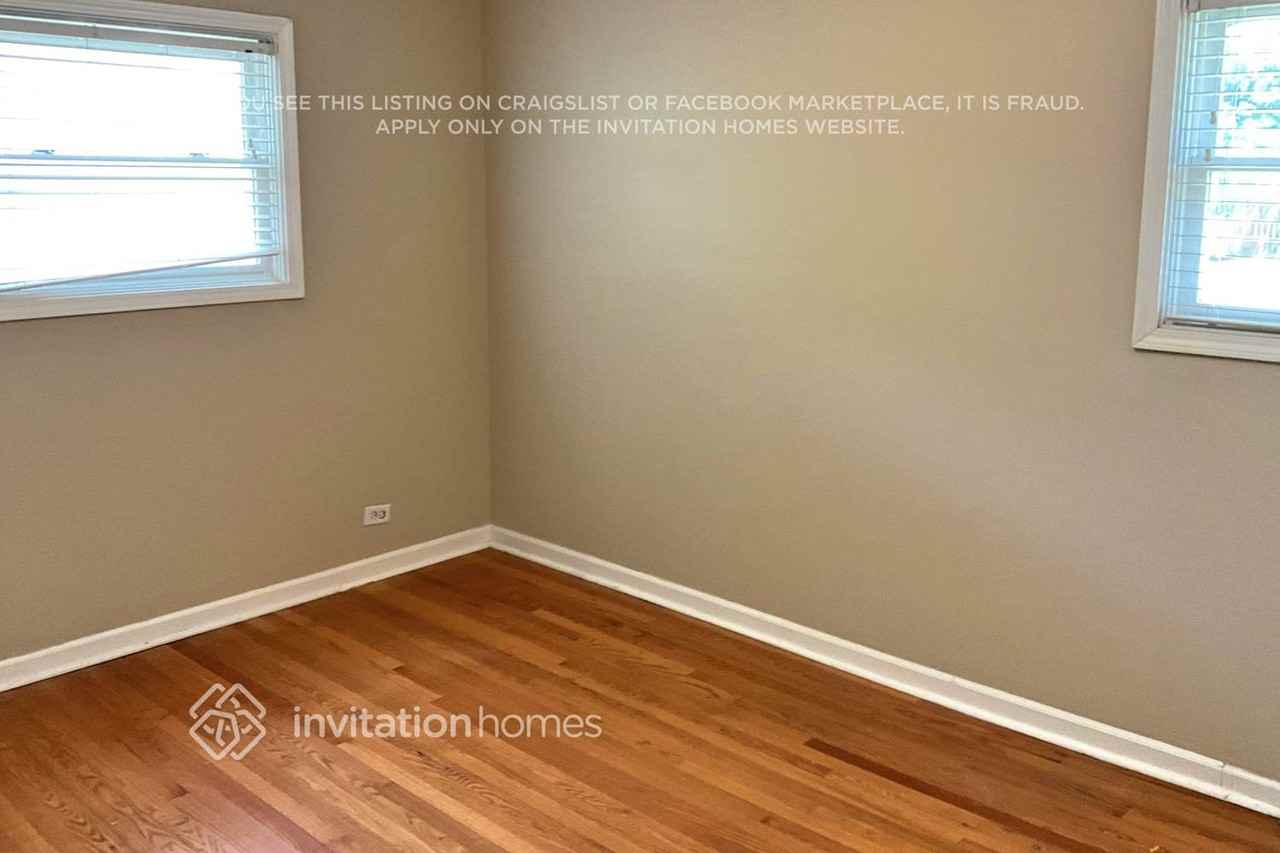 4N157 7th Ave - Photo 2 of 13