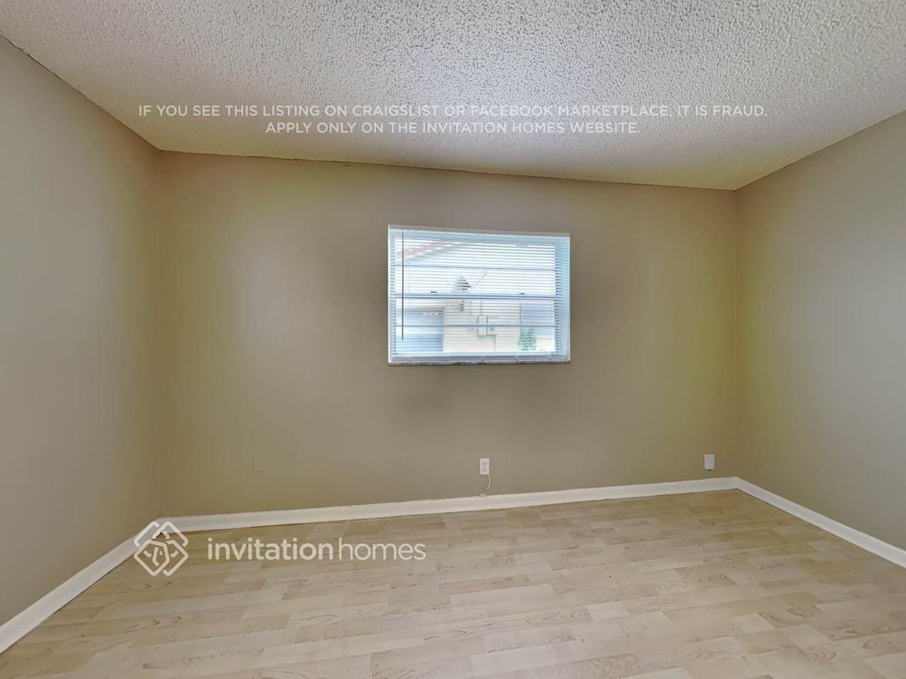 9019 Sw 9th St - Photo 6 of 13