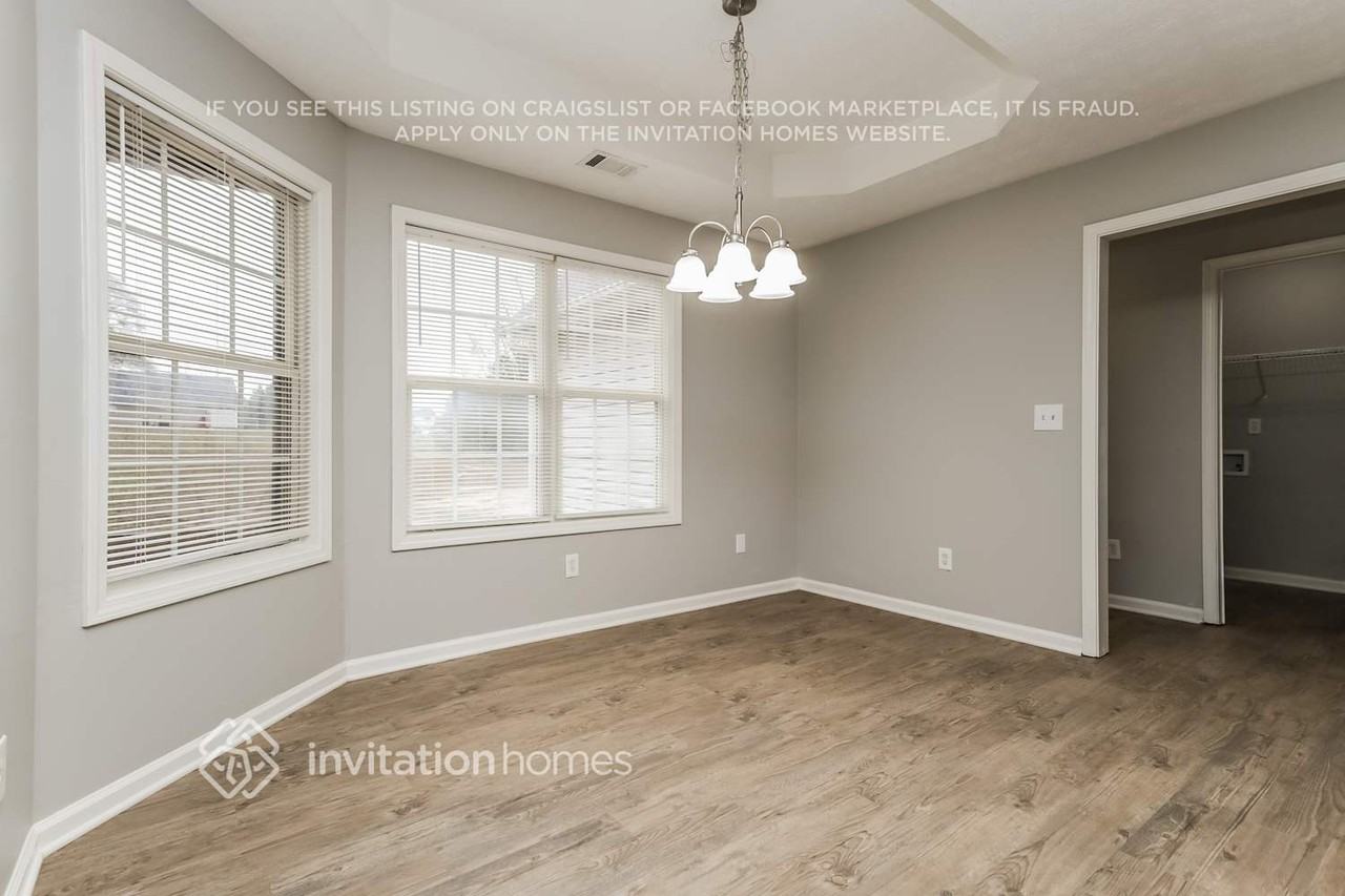 1004 Buttercup Lane - Photo 6 of 18
