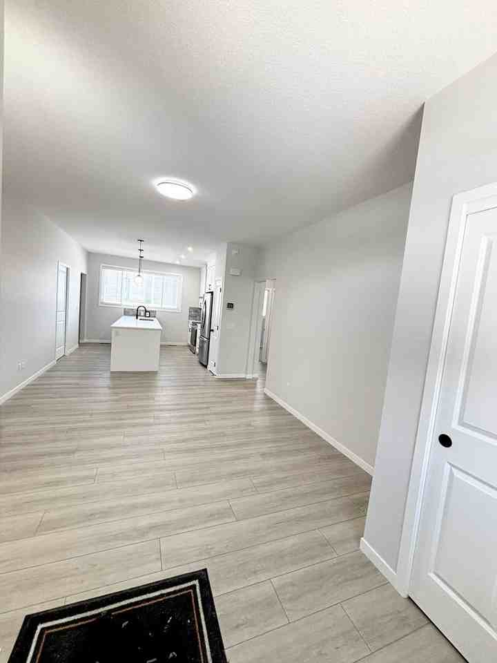 208 Lucas Close Nw - Photo 2 of 11