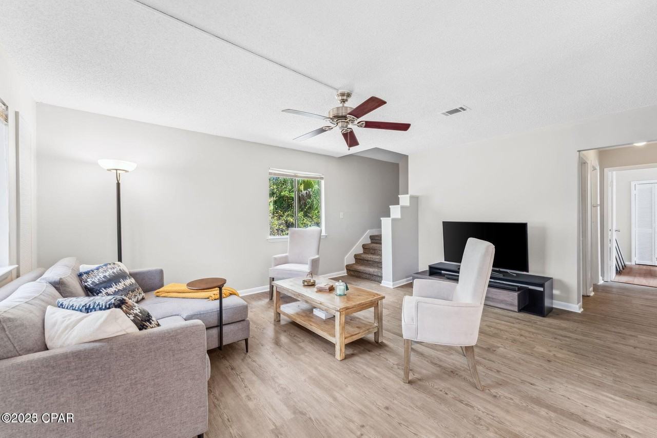 206 North Arnold Road - Photo 4 of 16