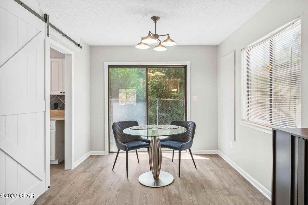 206 North Arnold Road - Photo 5 of 16