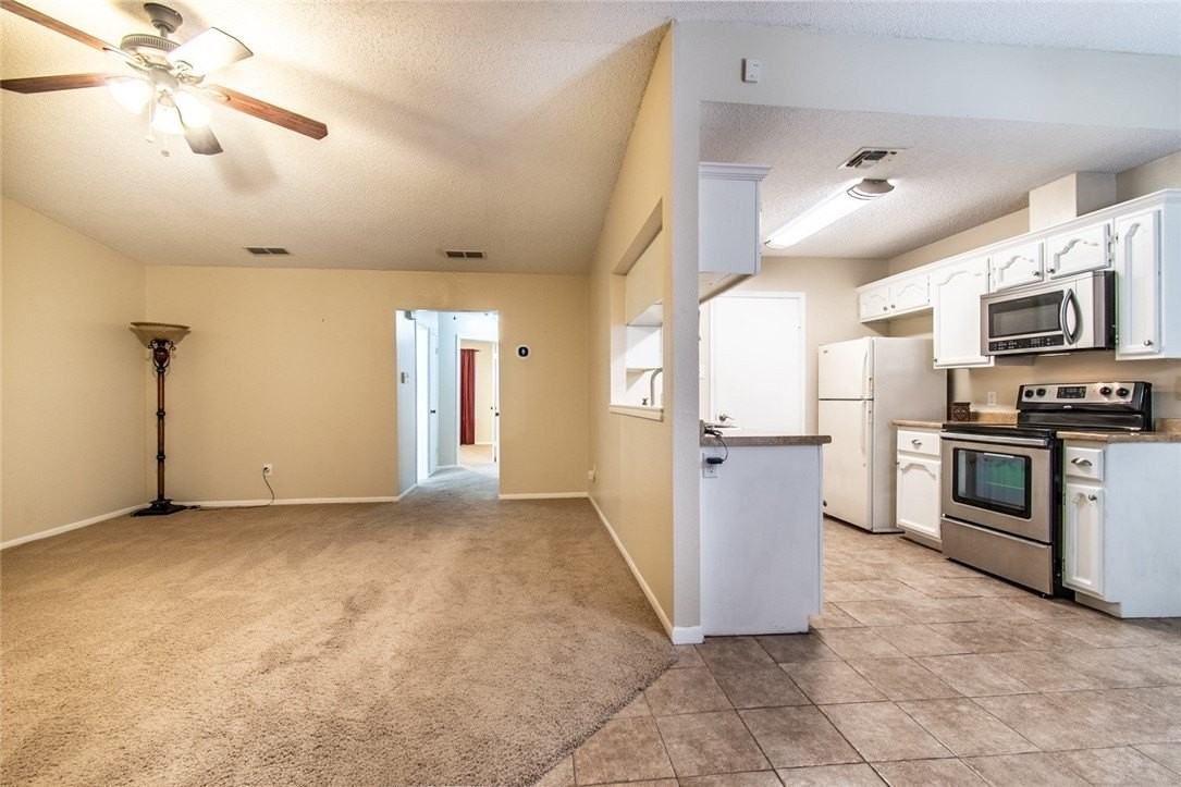 7218 Elwood Court #C3 - Photo 4 of 23