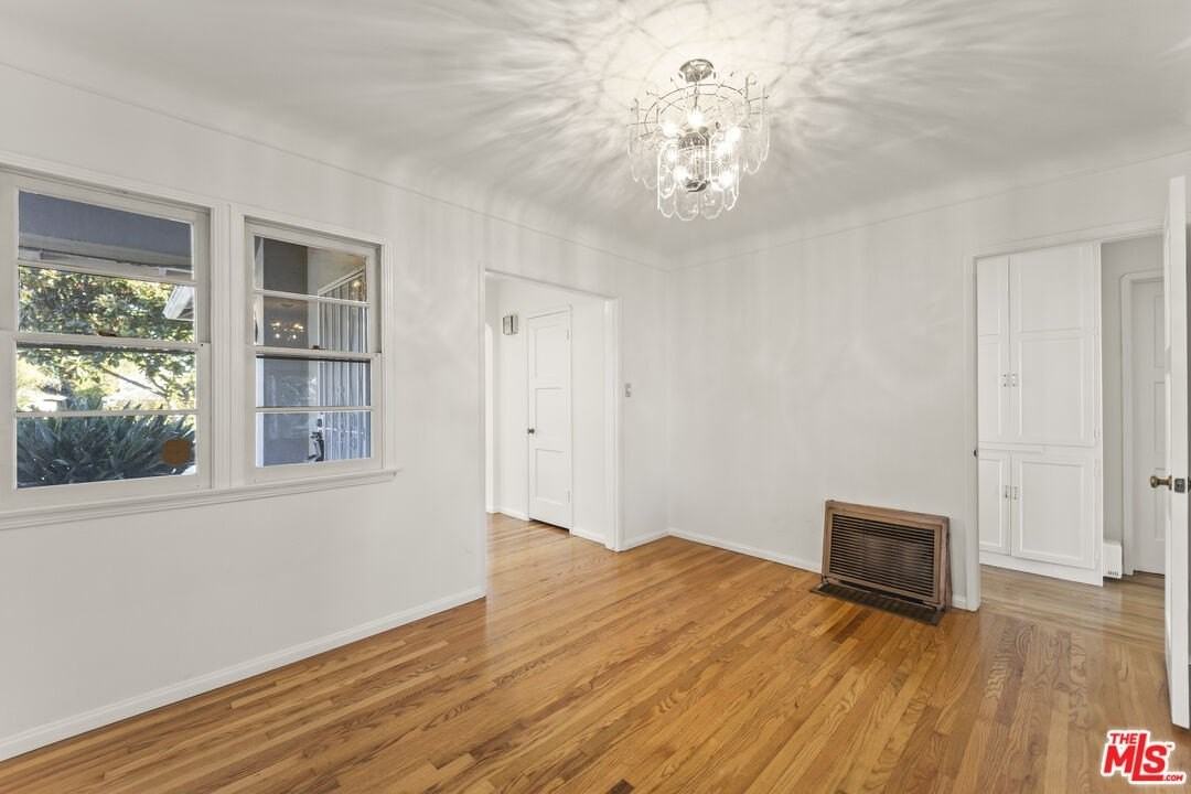 5908 Abernathy Drive - Photo 7 of 30