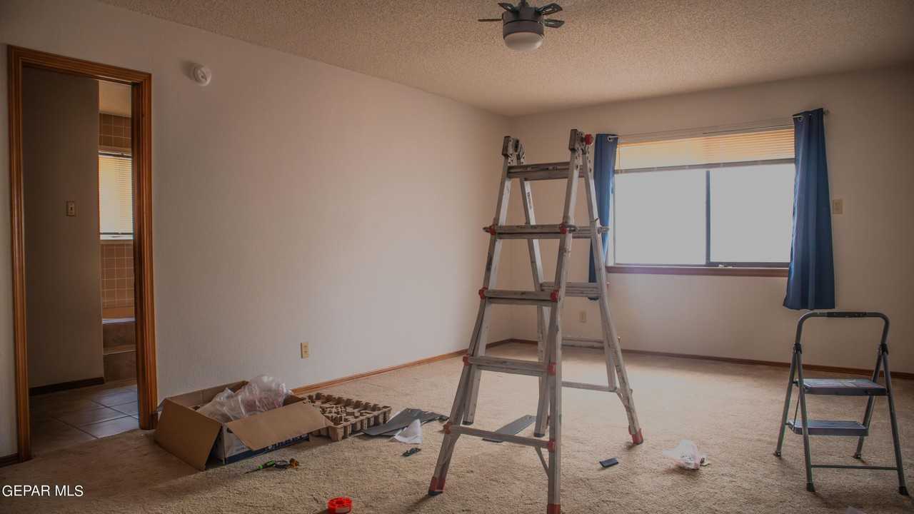 4521 R L Shoemaker Dr - Photo 5 of 6