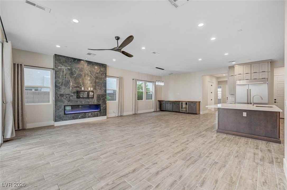 3395 Stone View Ave - Photo 5 of 47