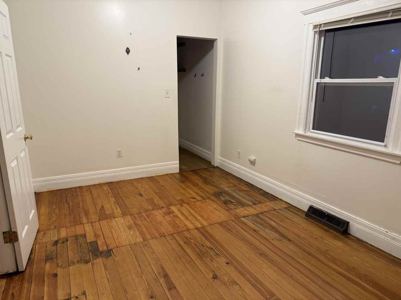 2229 Faber St - Photo 5 of 9