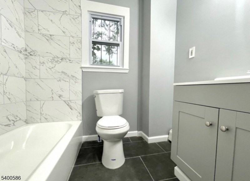 249 Littleton Ave #1 - Photo 5 of 8