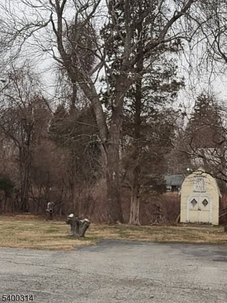 6 Gordon Rd - Photo 2 of 14