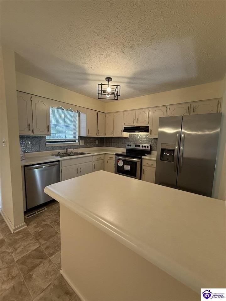 105 Candy Ct - Photo 3 of 26