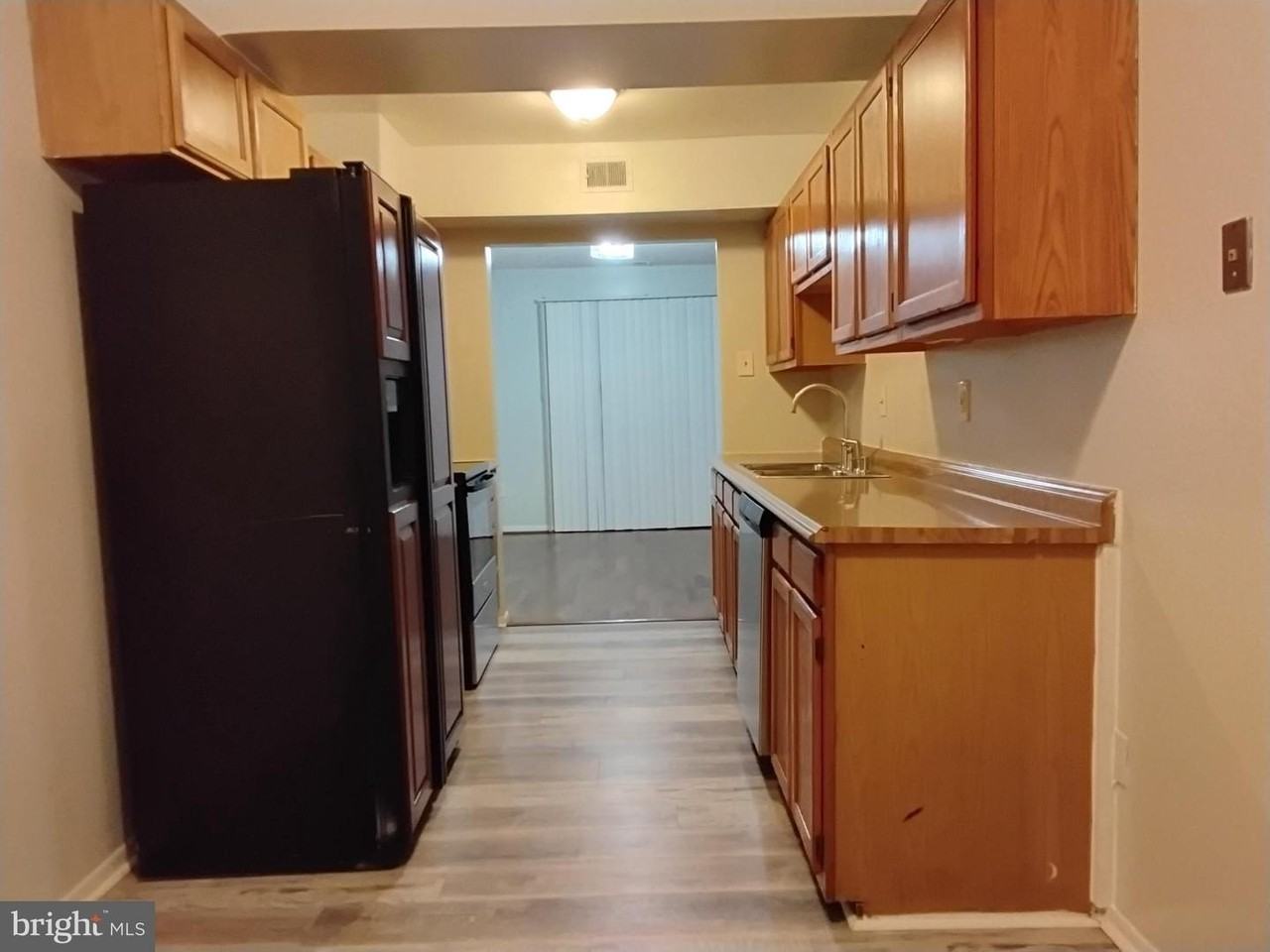 1219 Marcy Avenue - Photo 3 of 21