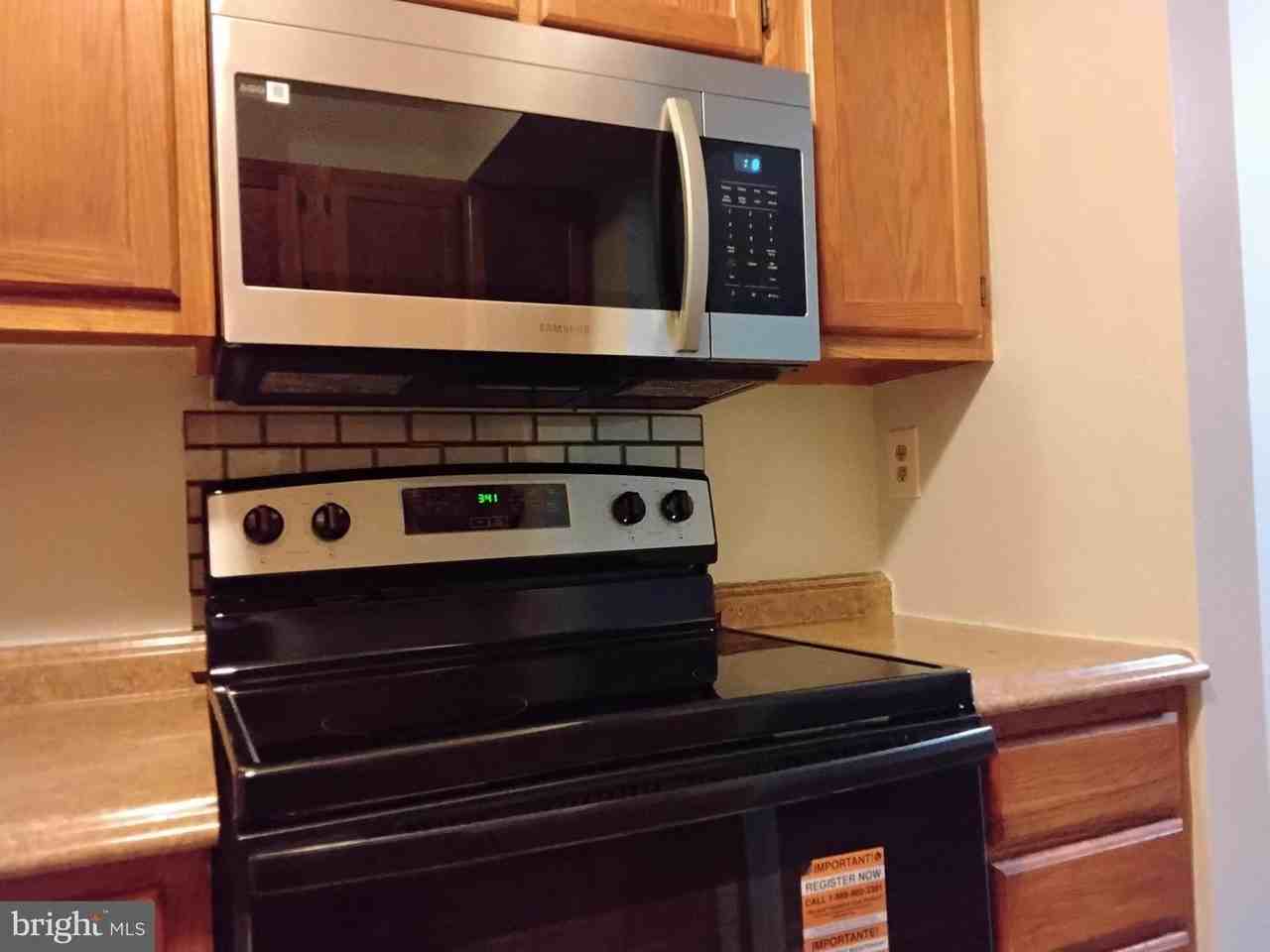 1219 Marcy Avenue - Photo 6 of 21