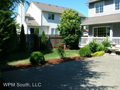 1950 Union Ave NE - Photo 2 of 17